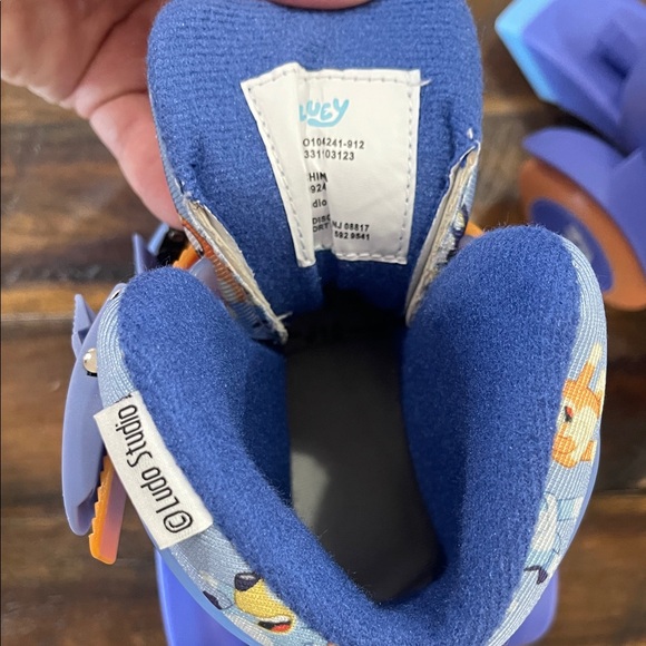Kids Bluey Adjustable Roller Skates - Picture 6 of 8